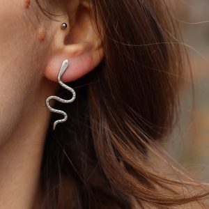 Silver Snake studs - Image 4