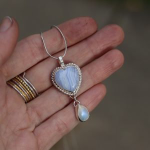 AMOR crystal heart necklaces - Image 6